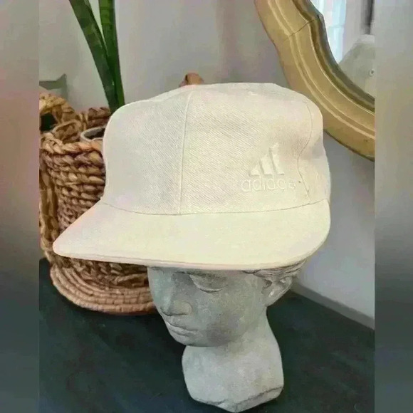 Adidas Cream colored/ white logo hat size 7 1/4 - Picture 1 of 6